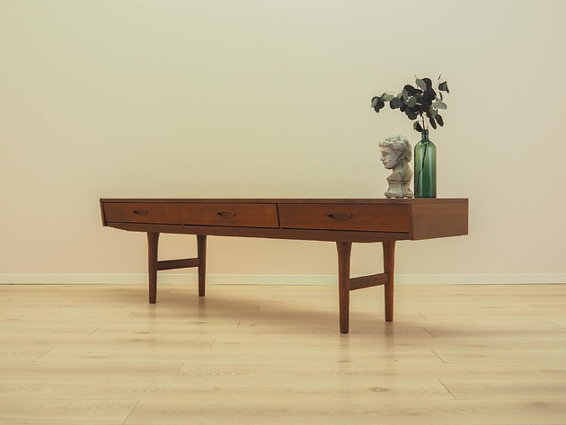 komody Sideboard tekowy z lat 70.