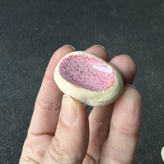 akcesoria różne Worry stone *malina