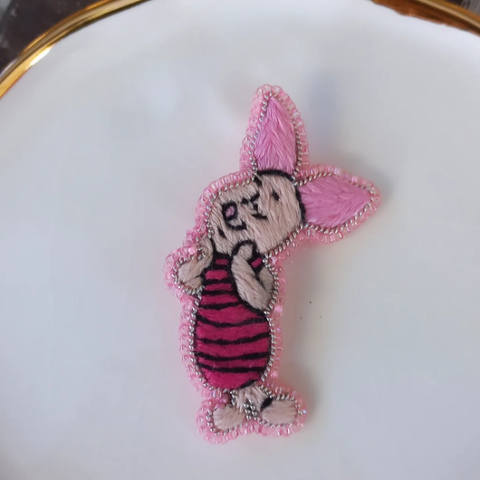 broszki Broszka Prosiaczek