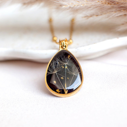 wisiory Wisiorek z rzęsek dmuchawca