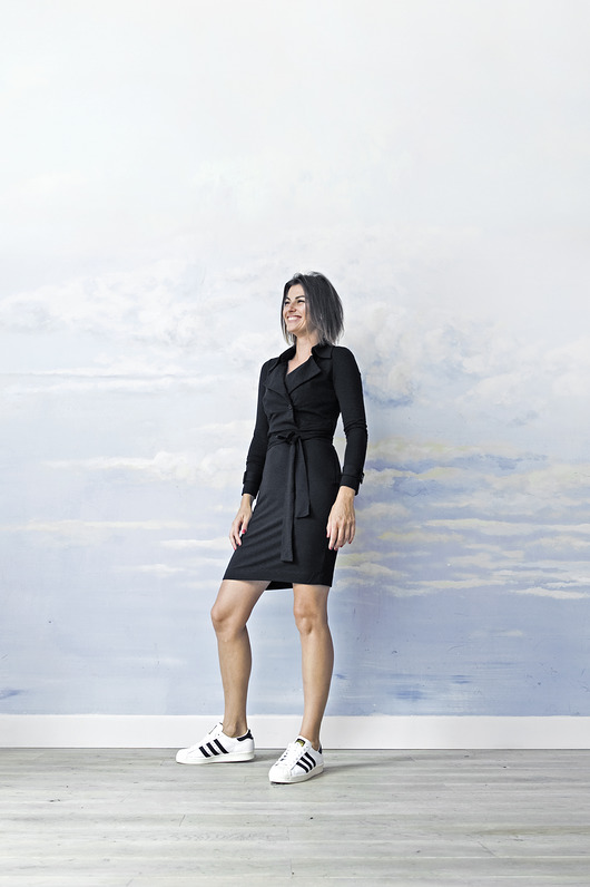 sukienki midi damskie Szmizjerka AMSTERDAMKA black