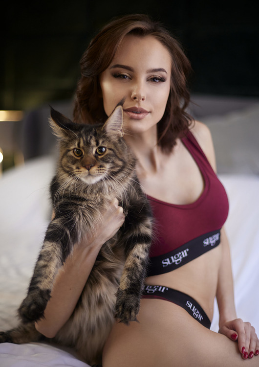 biustonosze damskie Top Saint Red