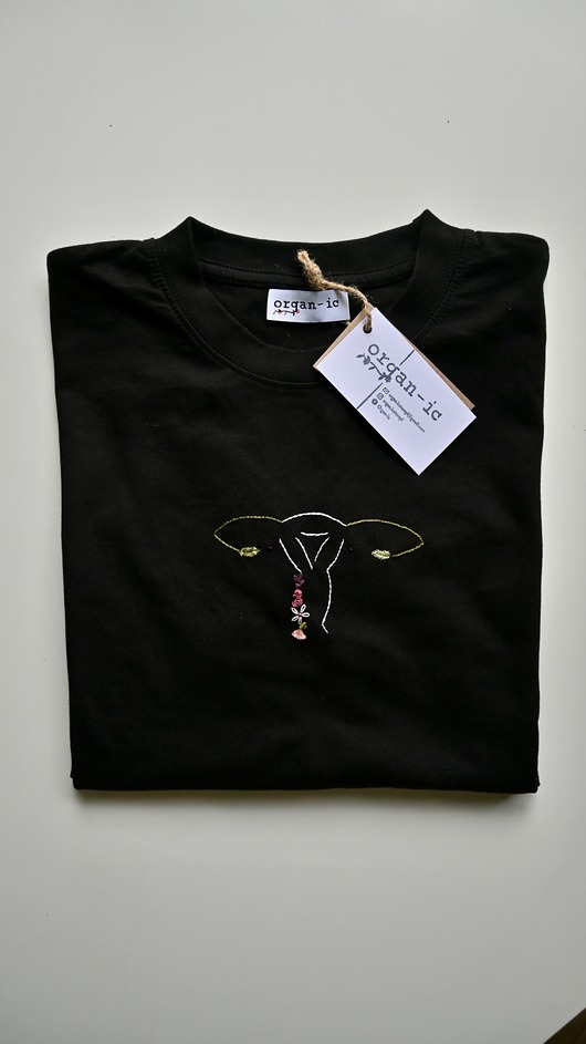 t-shirt damskie Koszulka z haftowaną macicą