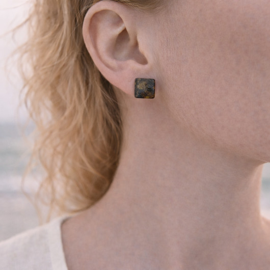 kolczyki z kamieniami Matowe Kolczyki Sztyfty z Bursztynu Bałtyckiego Kostka