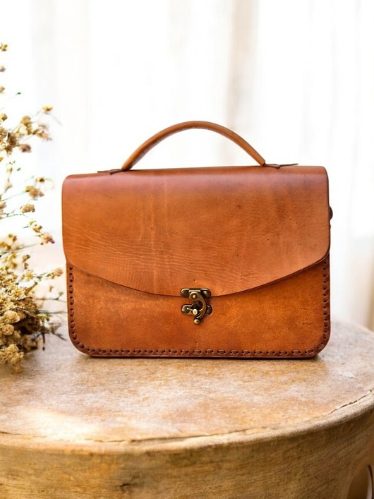 torby na ramię Torebka skórzana ręcznie robiona góralska  Lora kuferek damska