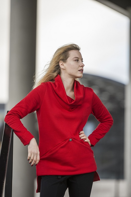 bluza bez kaptura damska Bluza KANGURKA czerwona