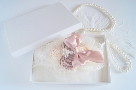 Podwiązka ślubna   w stylu Vintage Bridesline