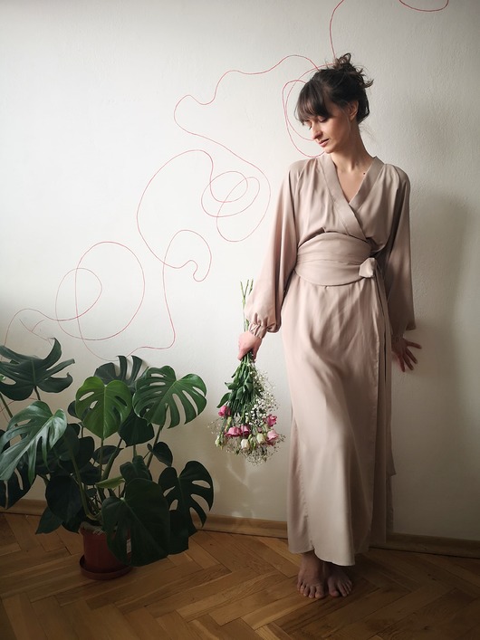 sukienki maxi damskie SOPO regulowana sukienka kimono z paskiem nerką