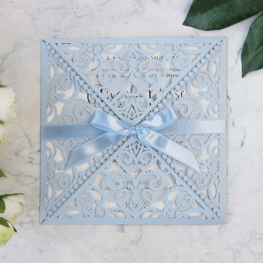 Eleganckie zaproszenie ślubne baby blue niebiesk laserowanki