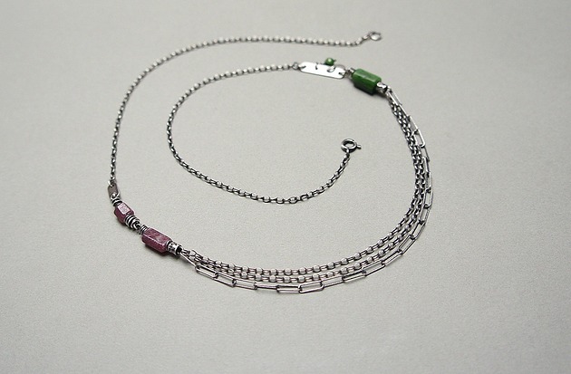 srebrne naszyjniki Z chlorofilem w tle  naszyjnik