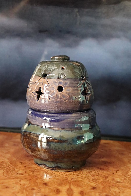 świeczniki i świece Świece Sojowe do Relaksu: Zapach Mięty w Ceramicznych Miseczkach