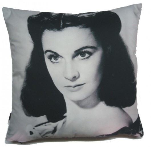 Poduszka z Vivien Leigh Gaul Designs