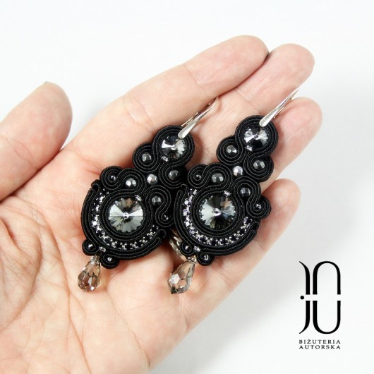 JK 256 - Kolczyki sutasz z kryształami Swarovski Justyna Jurczyk