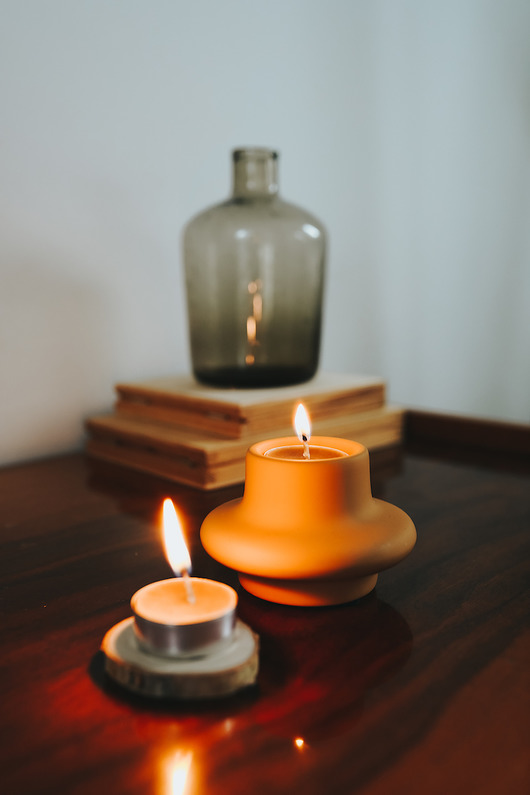 świeczniki i świece Tealight z wosku pszczelego