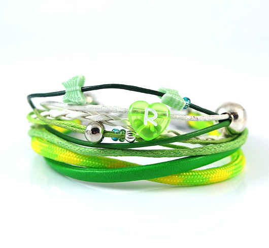 bransoletki na sznurku Bransoletka - R - zielona - rzemienie