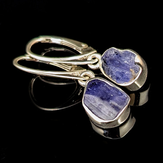 kolczyki srebrne Kolczyki srebrne Surowe fiołkowe tanzanity