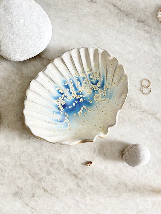 Podstawki pod kadzidełka Ceramiczna muszla L - talerzyk na biżuterię