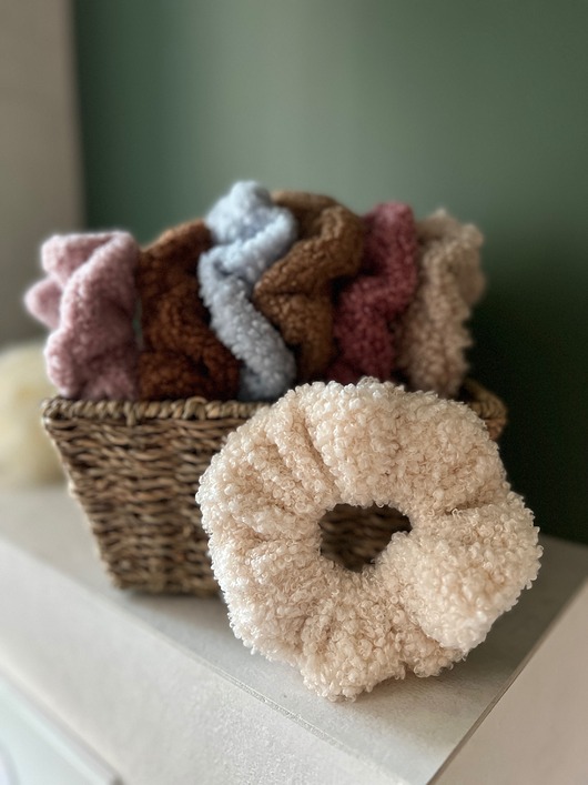 gumki do włosów Miękka, puszysta gumka do włosów scrunchie KREMOWA