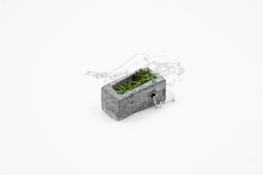 Wisior PD jasny z chrobotkiem Joanna Komorowska Studio