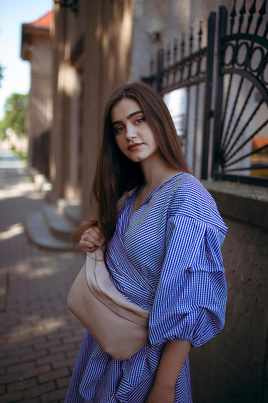 Nerka Maxi magnolia Karina Kmiecik