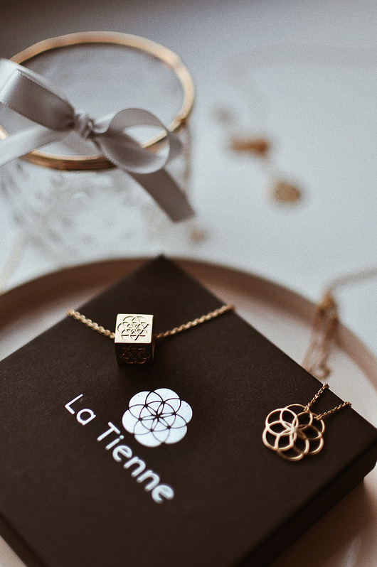 złote naszyjniki Naszyjnik Kostka - Kwiat Życia