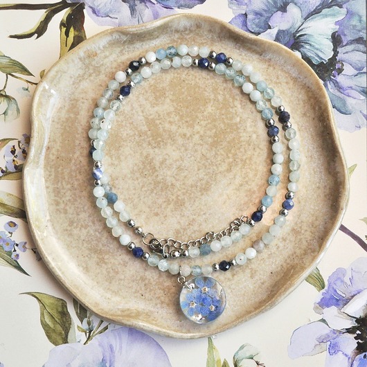 wisiory Naszyjnik z akwamarynem i  niezapominajkami