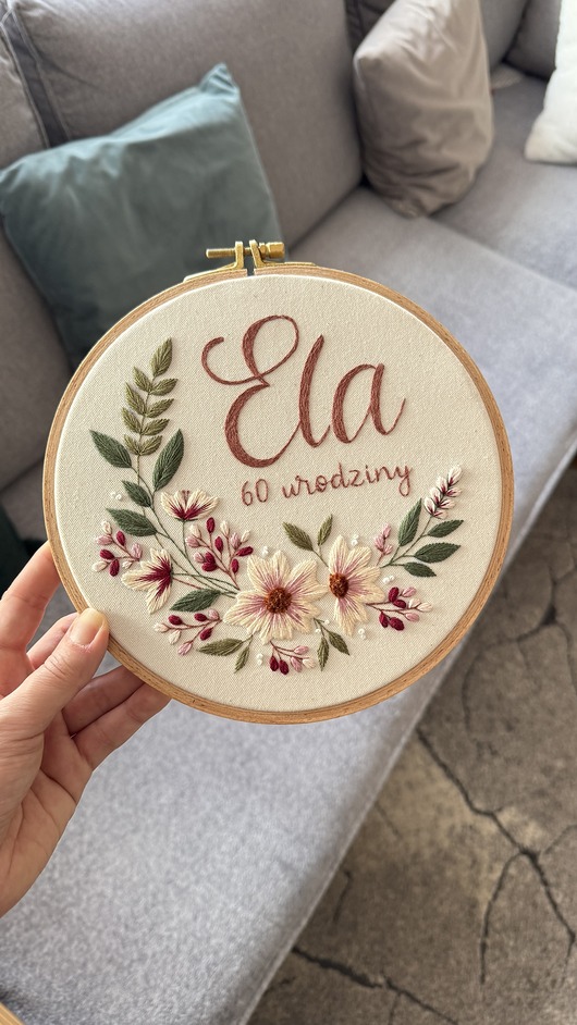 Ozdoby na ścianę Haftowany tamborek NA URODZINY, ROCZNICĘ, ŚLUB prezent dla nowożeńców
