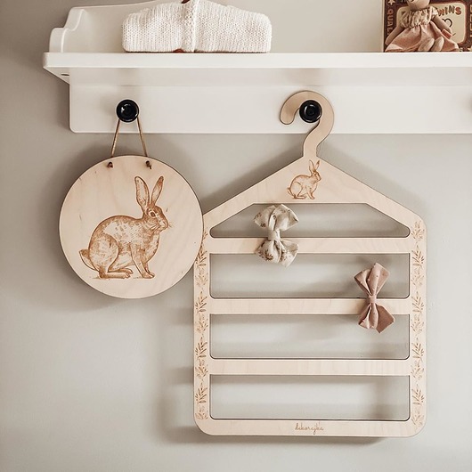 pokój dziecka - różne Drewniany wieszak na spinki i opaski