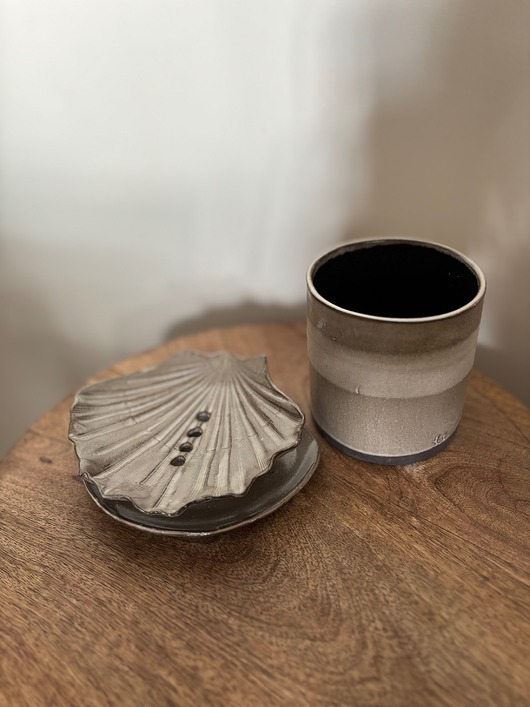 mydelniczki Zestaw Łazienkowy z Mydelniczką Muszlą i Odpływem Whitey Black