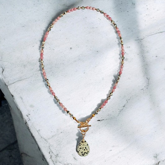 chokery Jaspis dalmatyński i rodonit : naszyjnik