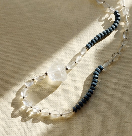 kolie Kryształ górski i niebieska lawa Naszyjnik