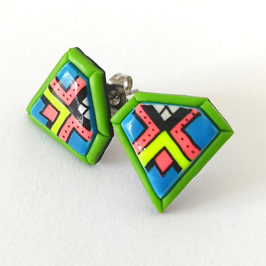 kolczyki z masy plastycznej Kolorowe geometryczne kolczyki etno