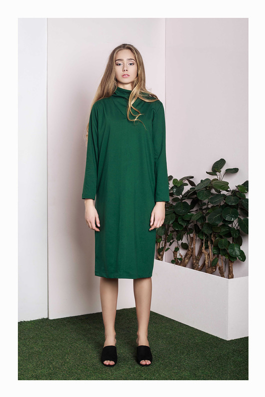 green high neck dress A2