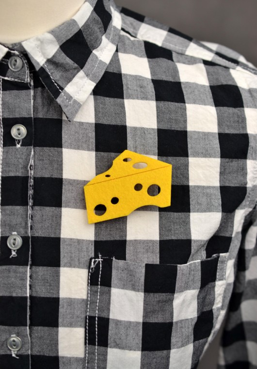 CheeseBrooch felt label
