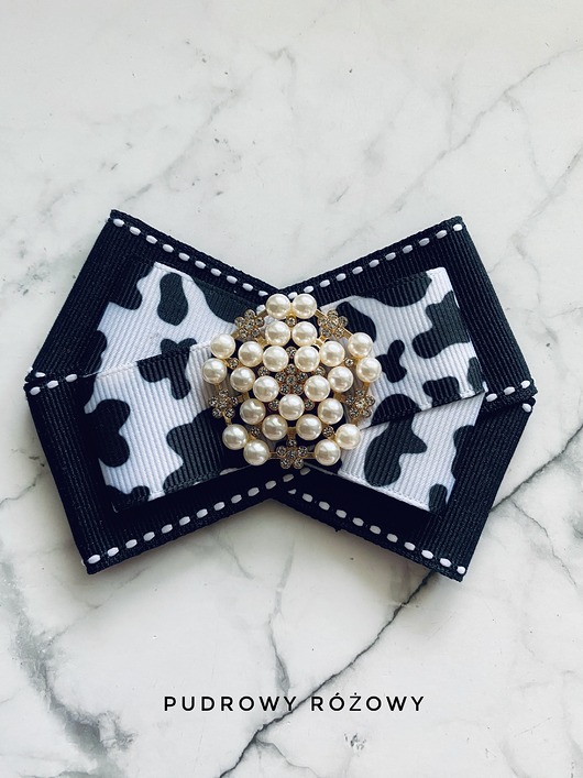 broszki Black & White Brosza z perłami NEW