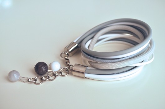 MONO white grey SweetHeart Studio