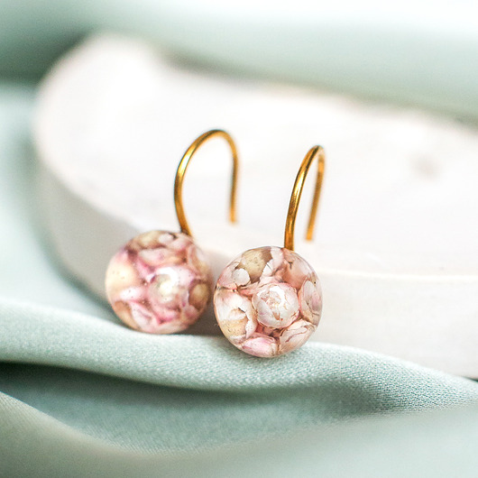 kolczyki z żywicy Kolczyki  z ozothamnusem