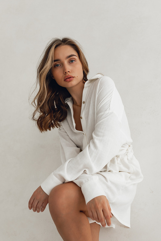 Biała koszula damska oversize Wild Flower Brand