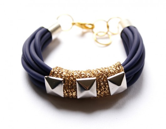 Rubber rock Republika jewelry