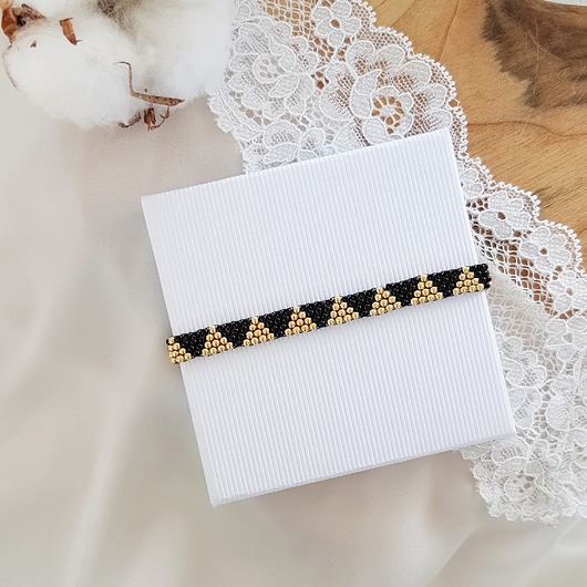 bransoletka trójkąty czarno-złote LEI handmade 