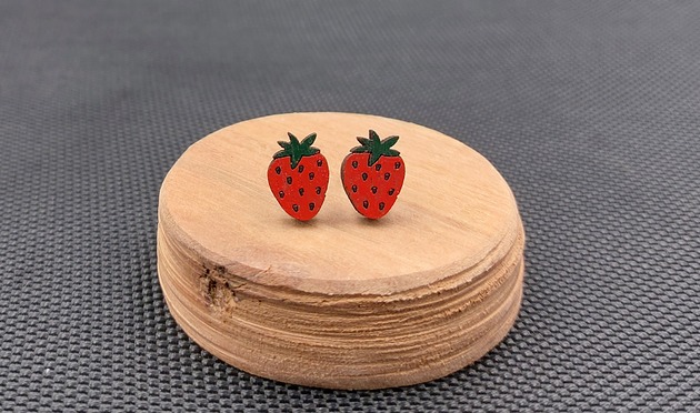 kolczyki drewniane Kolczyki drewniane TRUSKAWKI