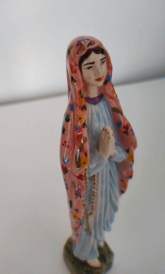figurki i rzeźby Maryjka kwiatowa