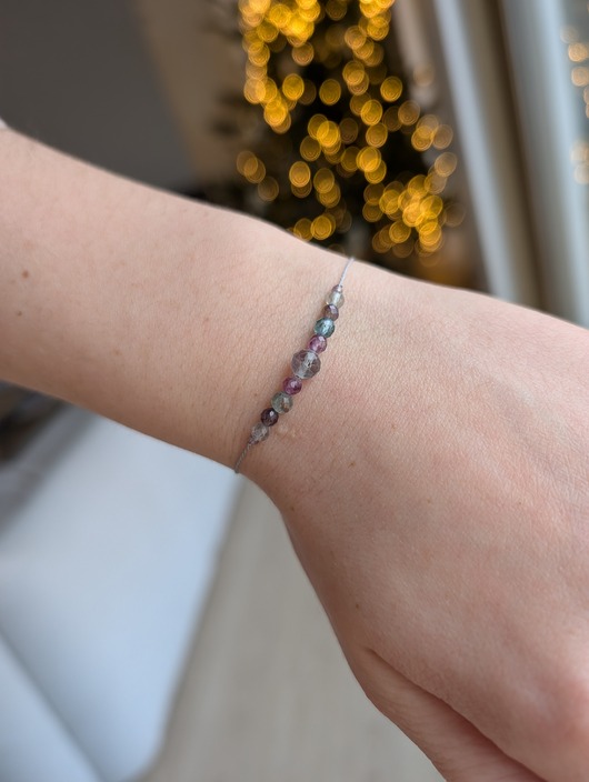 bransoletki z kamieni naturalnych Bransoletka z ametystów i akwamarynów