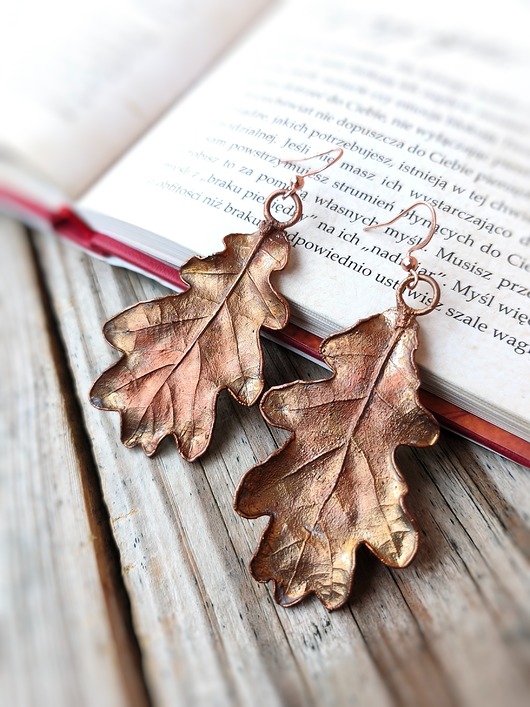 kolczyki z miedzi Liście dębu XIV kolczyki miedziane