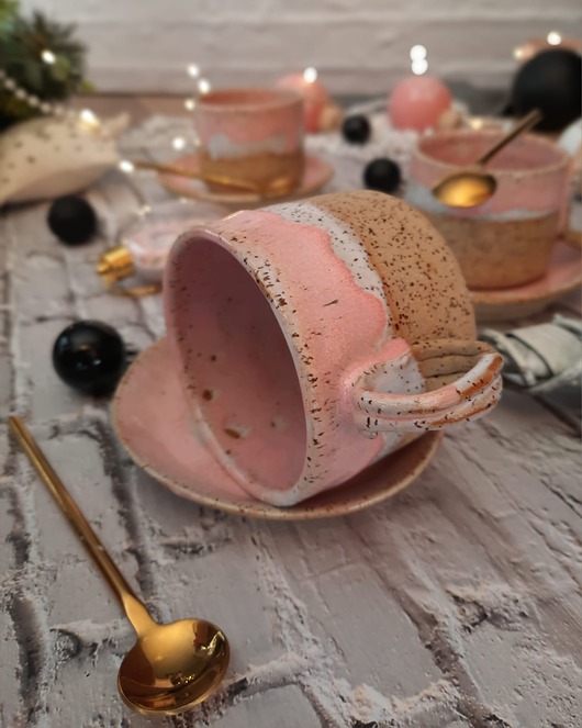 kubki Różowa ceramiczna iliżanka / kubekz talerzykiem