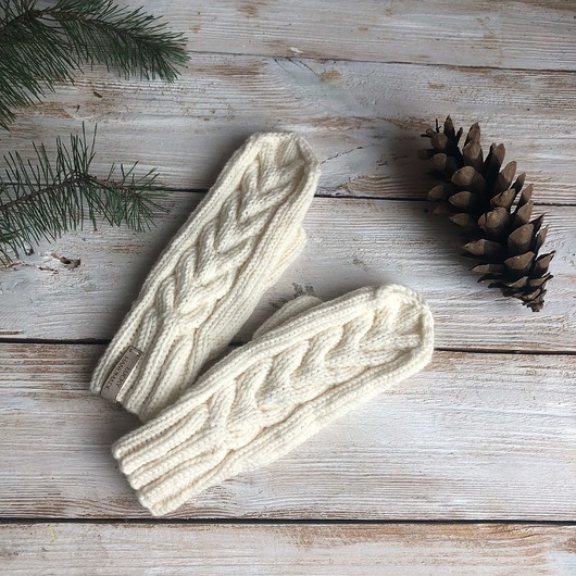 Rękawiczki Cables ecru Lucky HandMade