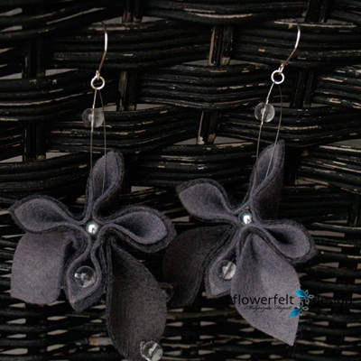 a nocą znów płakałaś..szare FlowerFelt Design