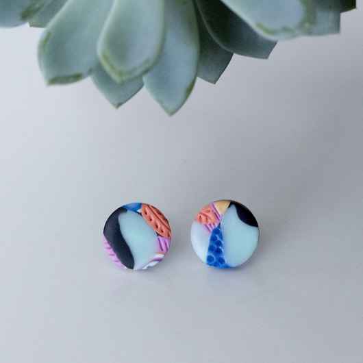 piękne kolorowe kolczyki handmade Hellaclay