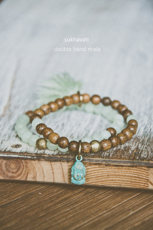 SUKHAVATI bransoletka mala z Buddą / patyna NOMAD ACCESSORIES