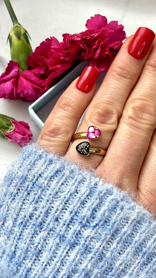 pierścionek z żywicy Pierścionek black and pink